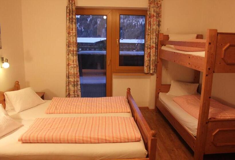 Семейный Номер, Pension Luzenberg