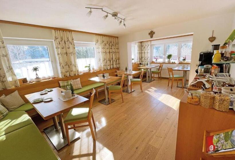 Семейный Номер, B&b Landhaus Vierthaler