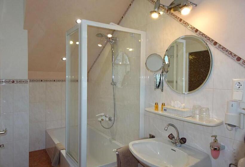 Family flat with balcony, Staudacher Hof Das Romantische Haus