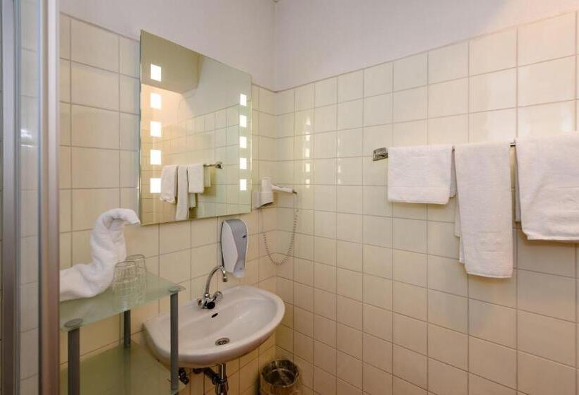 Номер Комфорт, Stadthotel Schwerterbräu