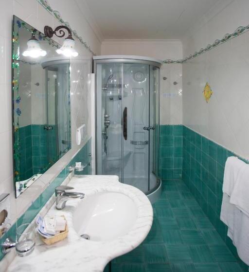اتاق استاندارد, Fico D India Relais