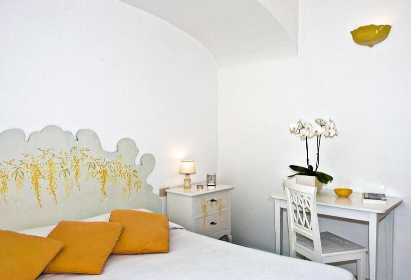 Номер Deluxe Вид на Море, Villa Rosa