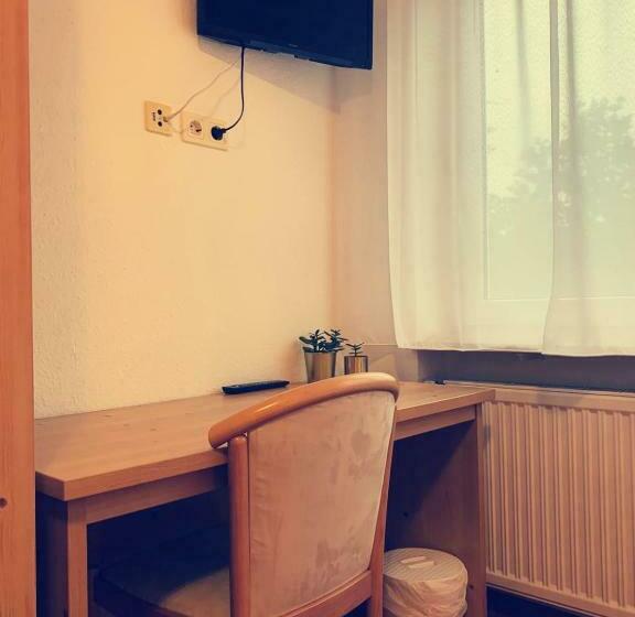 Номер Стандарт Трехместный, Gasthof Wilhelm Tell Fremdenzimmer
