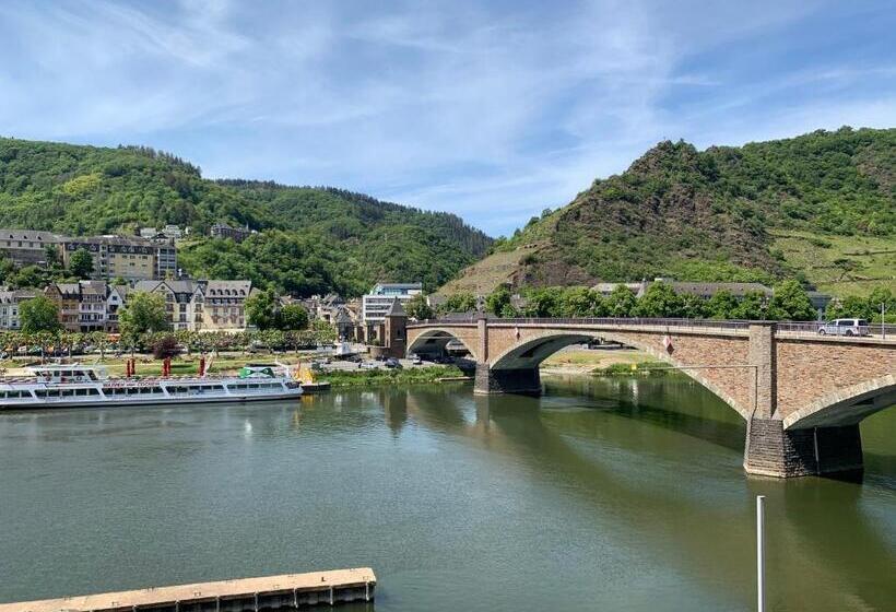 اتاق استاندارد, Am Hafen