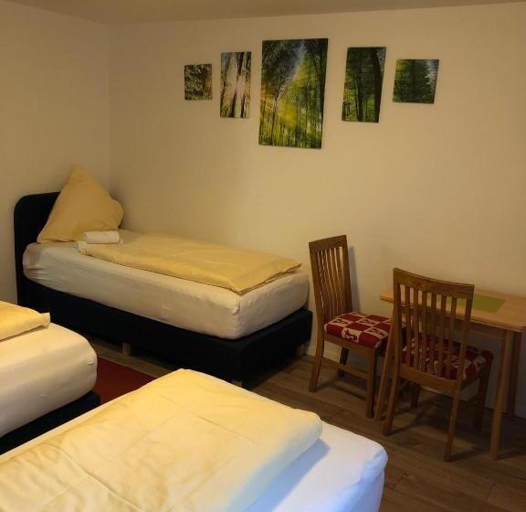 Quarto Triplo Standart, Gasthaus Hotel Löffelschmiede