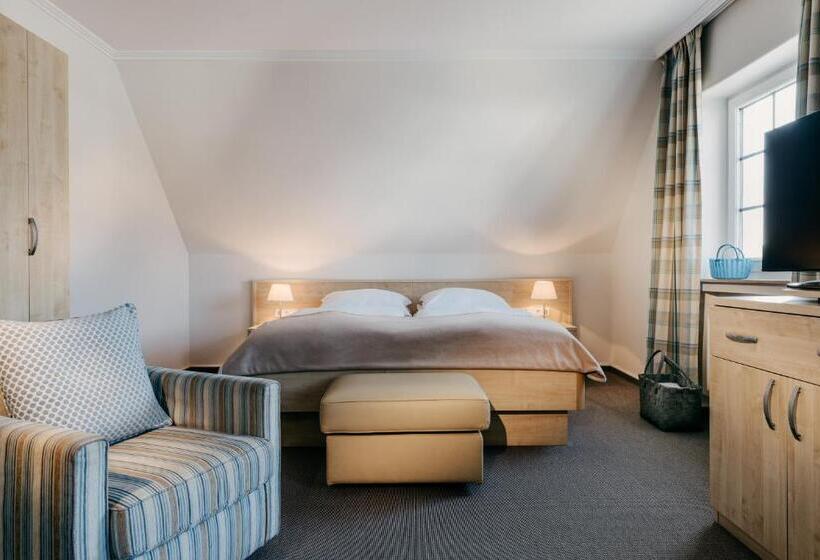 شقة غرفة واحدة, Romantik Berghotel Astenkrone