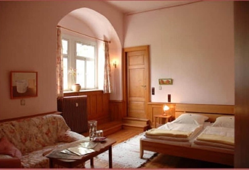 Номер Стандарт, Schloss Herberge Hohenerxleben