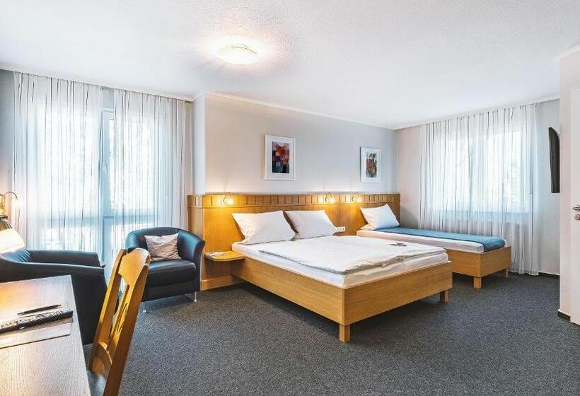 اتاق راحتی سه تخته, Dorint Parkhotel Siegen