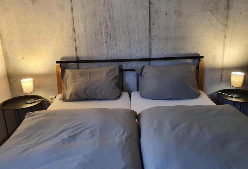 Номер Стандарт, Pension Waldschloß