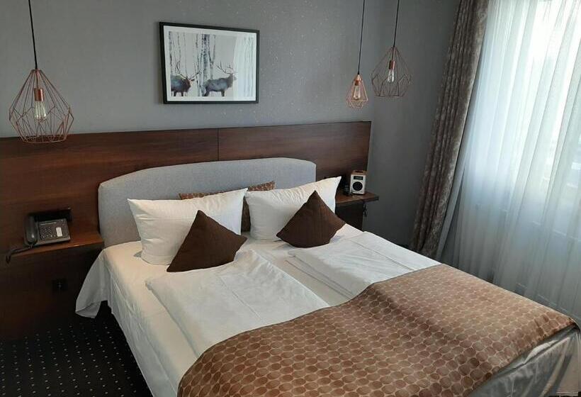 Семейный Номер, Lobinger Hotel Weisses Ross