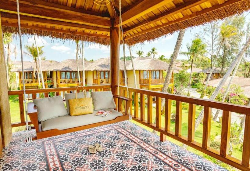 اتاق پریمیوم با بالکن, Grand Ocean Bay Resort Phu Quoc