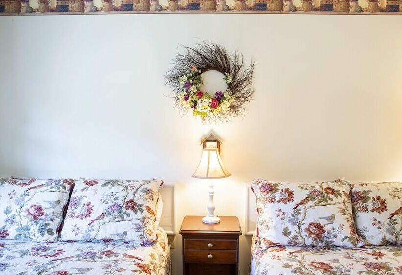 Апартаменты 1 Спальня, Chimney Rock Inn