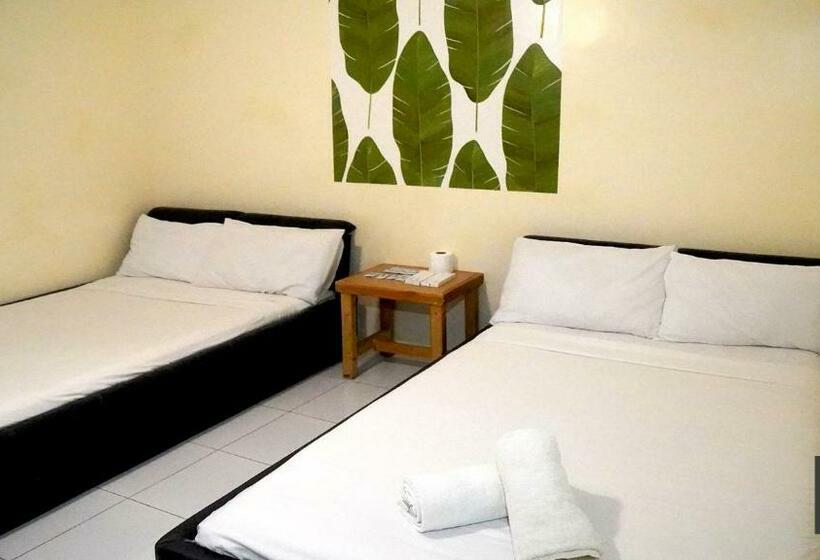 디럭스 4인 룸, Miami Heat Beach Resort