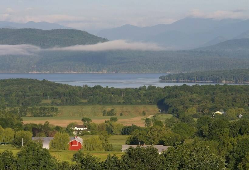 Апартаменты 3 Спальни, Mt. Philo Inn