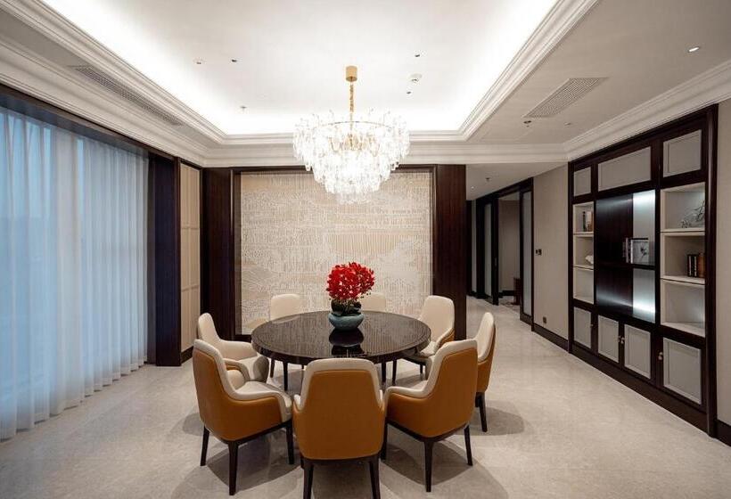 سوئیت پرزیدنت, Yancheng Shuicheng
