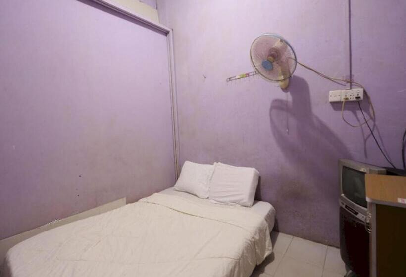 Одноместный Номер Basic, Spot On 93276 Fendi 2 Homestay Syariah