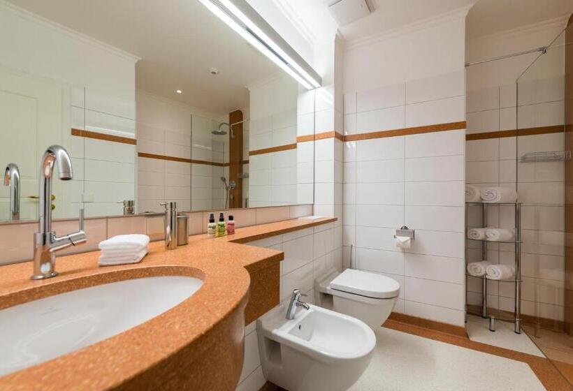 اتاق استاندارد با تخت بزرگ, Art Hotel House One