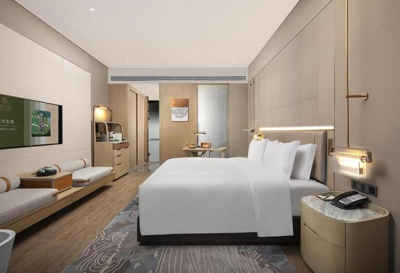 اتاق لوکس با تخت بزرگ, Wonderland Hotel Ningbo International Conference Center