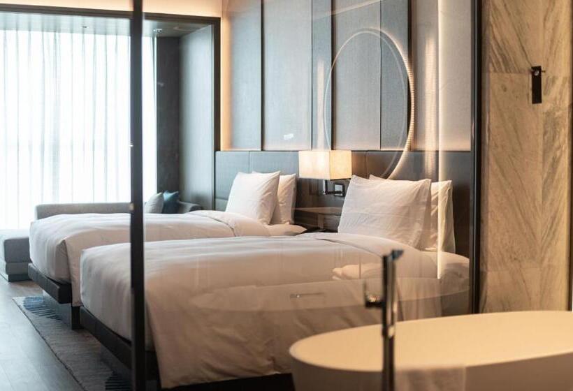 Номер Executive, Renaissance Changzhou Wujin