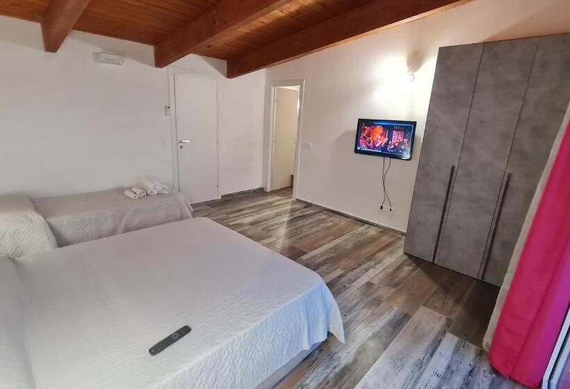 Triple Room Sea View, B&b Il Paradiso