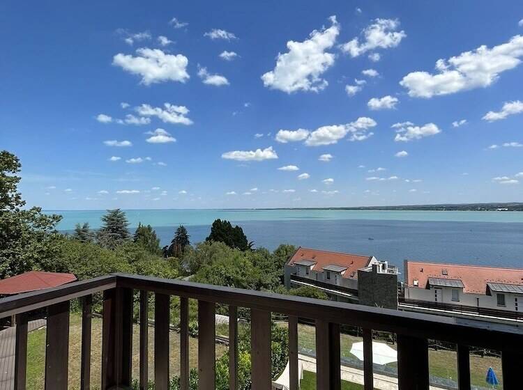 Люкс, Echo Residence All Suite