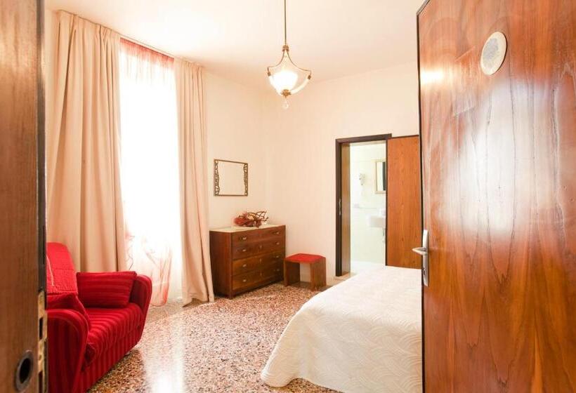 バルコニー付きスタンダードルーム, B&b Casa Dei Grilli