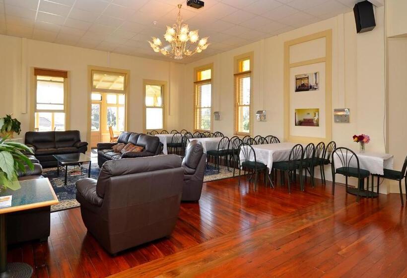 Люкс с гидромассажем, Manor Views Nz