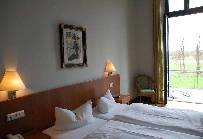Номер Стандарт Вид на Парк, Gutshaus Redewisch Hotel & Restaurant