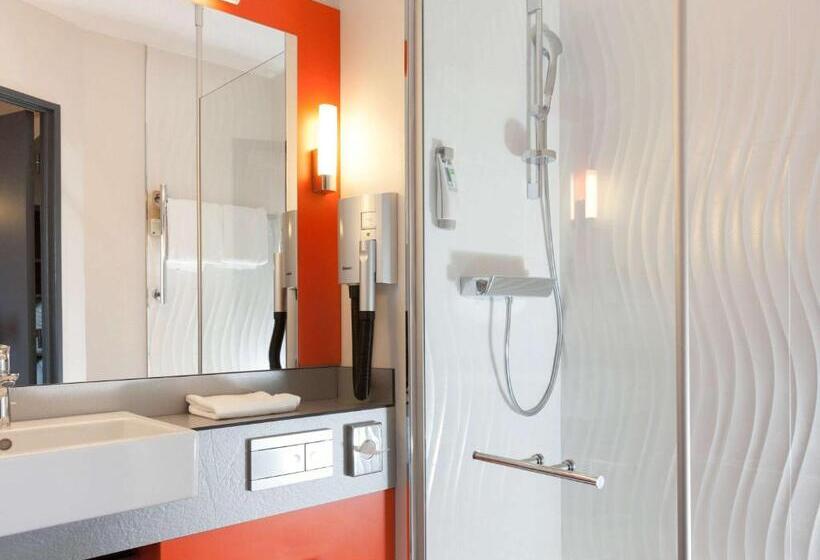 Family Suite, Ibis Styles Romans Valence Gare Tgv