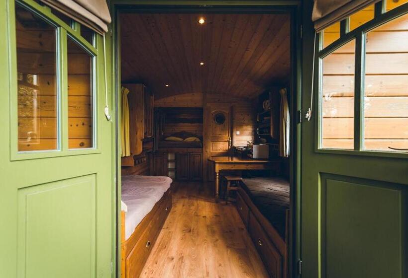 Дом 1 Спальня, Domaine De La Ville Suzanne   Chambres D Hôtes, Roulottes Et Cabanes
