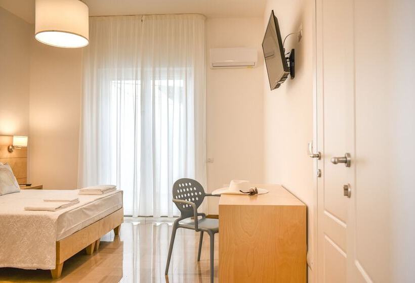 اتاق سوپریور سه تخته, Ammarèa B&b