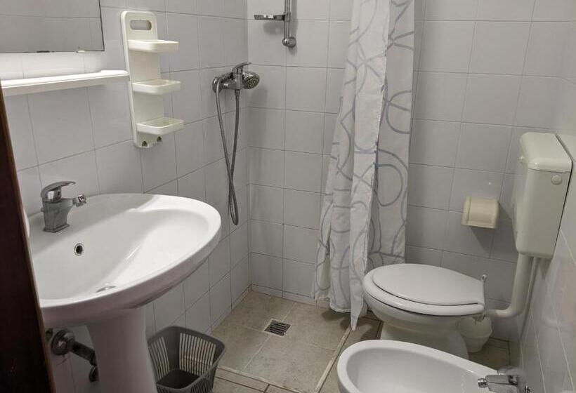 Номер Стандарт Трехместный, Albergo Casa Del Turista