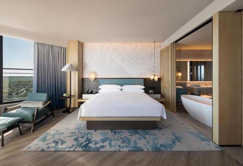 Люкс Премиум, Qinhuangdao Marriott Resort