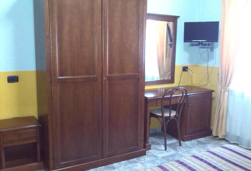 Трежместный Номер Economy, San Francesco Terme