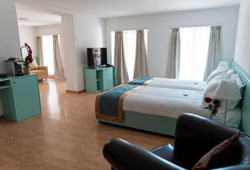 Люкс Superior, Swiss Hotel La Couronne