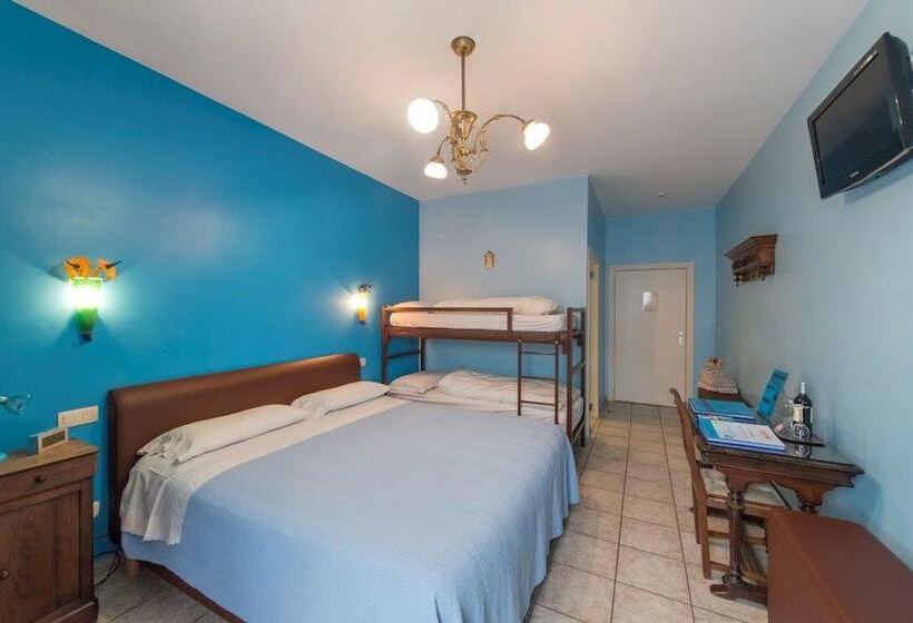 Номер Стандарт с Койками, B&b Casa Roman & Vakantiewoning Voor 1 Pers Tot Max 32 Personen