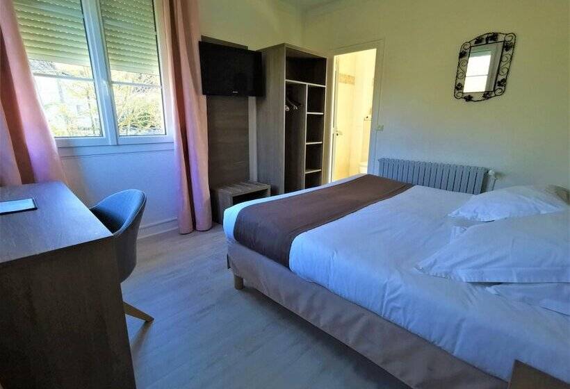 Номер Superior, Logis Hotel Le Relais De La Poste Restaurant Le Fil Du Temps