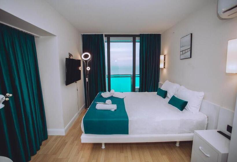 آپارتمان لوکس 1 خوابه, Batumi Luxury Resort & Sea View Apart