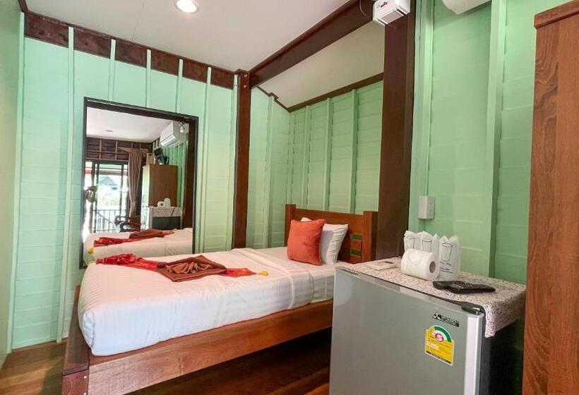 Семейное Бунгало, Koh Yao Seaview Bungalow