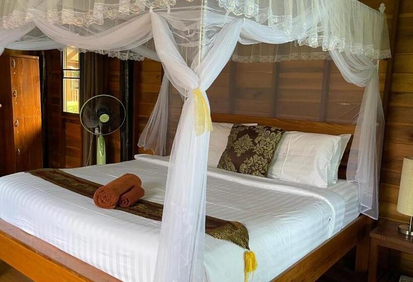 Бунгало Стандарт, Koh Yao Seaview Bungalow