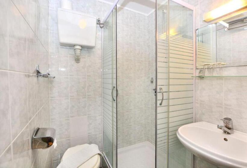 اتاق اکونومی یک تخته, Maestral Residence
