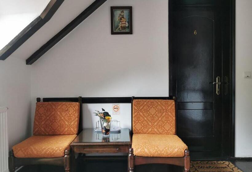 Трехместный Номер Классика, Casa Cu Cerdac