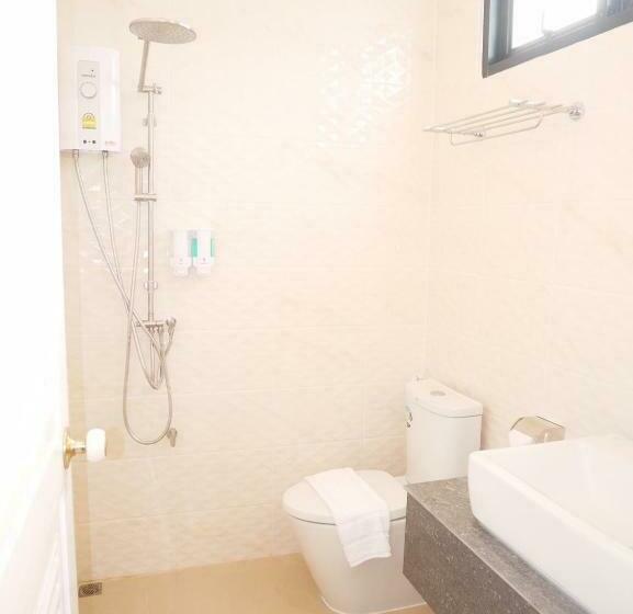 Стандартный Номер Кровать Кинг, Look At Home Lamphun