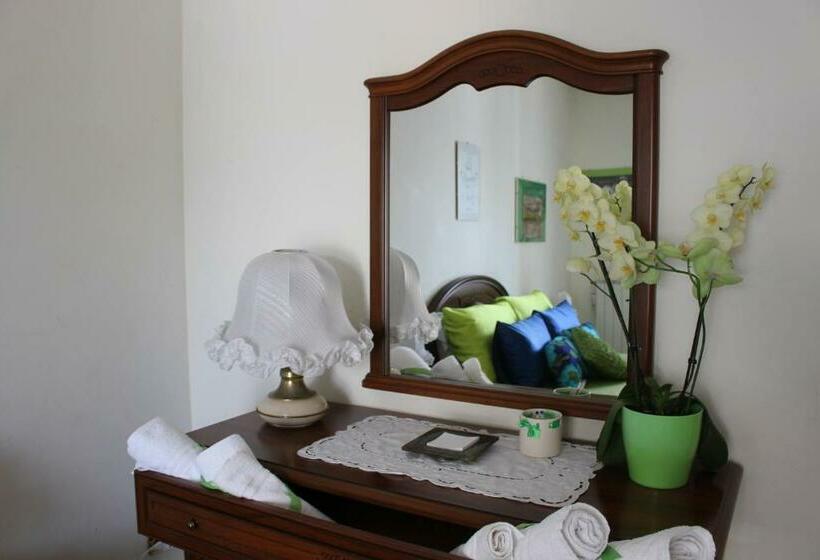 اتاق استاندارد, B&b Casa Ippolito Stabiae Coast