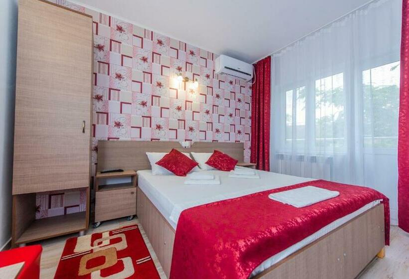 اتاق استاندارد با بالکن, Vila Mercury Mamaia Nord