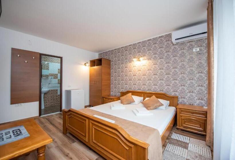 اتاق خانوادگی, Vila Mercury Mamaia Nord