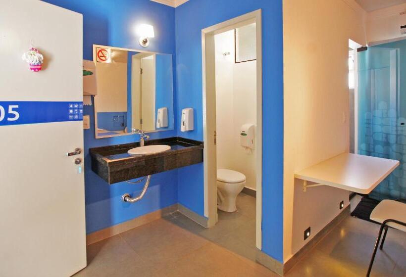 חדר סטנדרט לשלושה, Concept Design Hostel & Suites