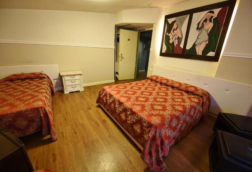 اتاق استاندارد چهار تخته, Al Castello