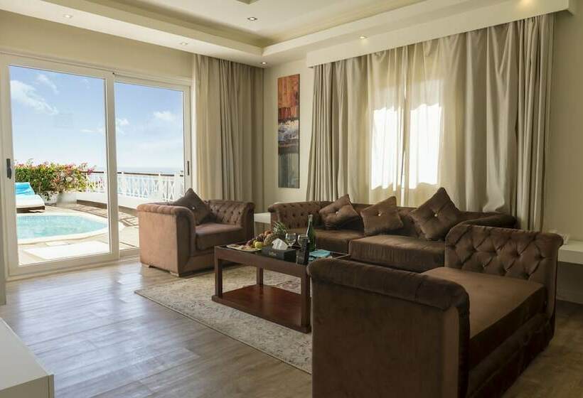 سوییت اجرایی, Sunrise Montemare Resort Grand Select