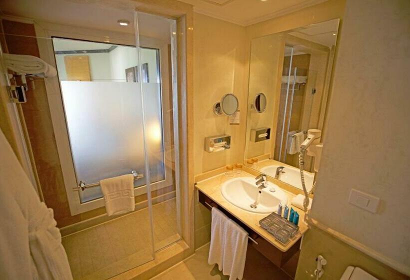 اتاق لوکس با وان آب گرم, Sunrise Montemare Resort Grand Select